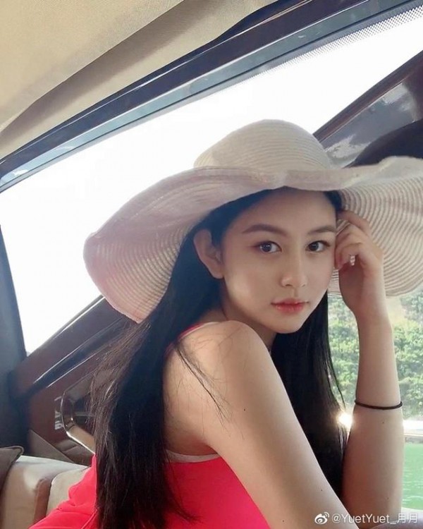 邱淑贞大女儿沈月